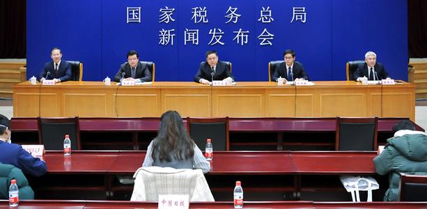 國家稅務(wù)總局啟動(dòng)“春風(fēng)行動(dòng)”，推行全國統一的“首違不罰”